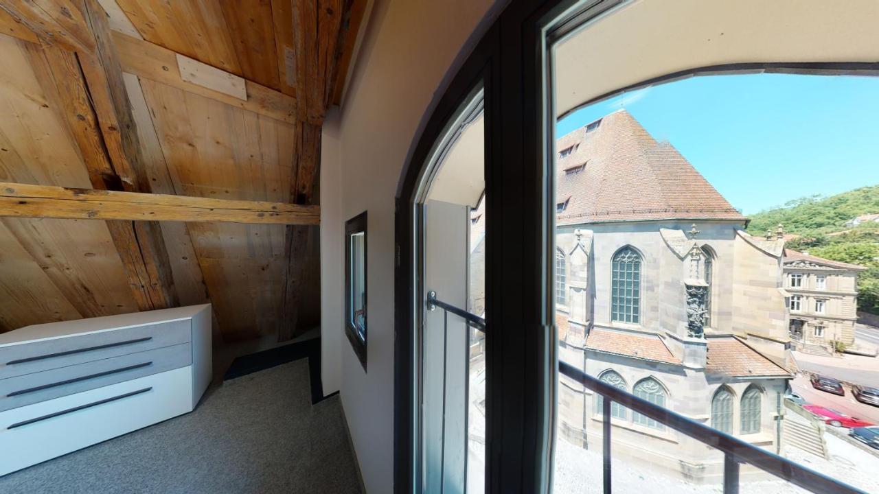 Karl V - Geschichte Leben Im Herzen Der Altstadt Швебиш-Халль